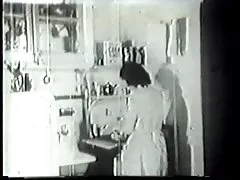 Handyman fucks housewife bħal qarn fil vintage porn