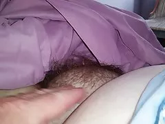 Ma tikxef tiegħi pussy hairy oħxon ta ' wifes fil-għodu