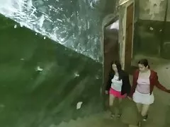 Bniet pjaċir fil-kamra tas-sodda